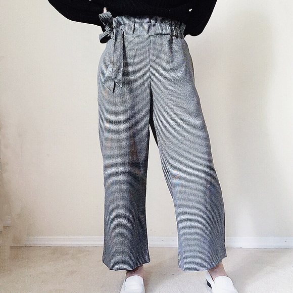 NWT Black/grey houndstooth paper-bag pants - Picture 7 of 8